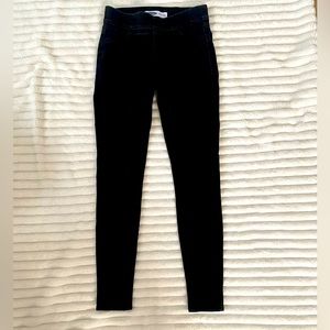 Women’s Old Navy Super Skinny Black Pull-On Jeans Size 2 Long